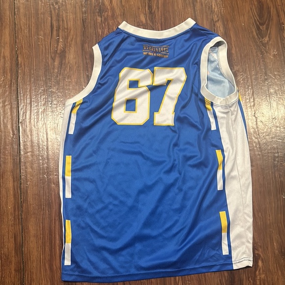 Basketball jersey - Picture 2 of 2